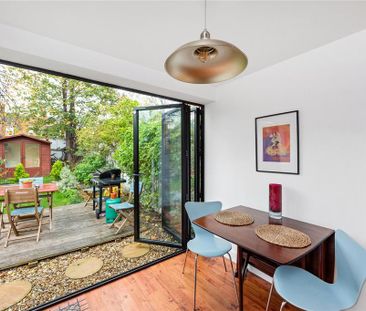 2 bedroom terraced house to rent - Photo 3