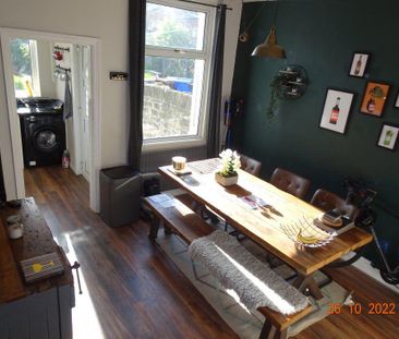 3 bedroom terraced house to rent - Photo 3