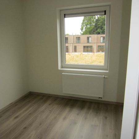 Mooie woning in rustige buurt met tuin en carport - Foto 4