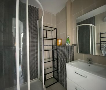216 BD VANTEAUX, IDEAL COLOCATION. T4 MEUBLE de 70m² avec cave, à p... - Photo 4
