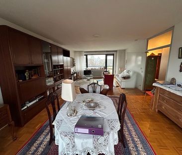 Großzügige 2-Zimmer-Wohnung mit umlaufenden Balkon, Terasse und mor... - Photo 1