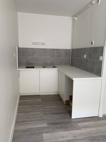 Location appartement 1 pièce 25.63 m² à Bourg-lès-Valence (26500) - Photo 4