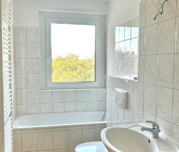 Schmucke Dreiraumwohnung mit Balkon in Weida! - Foto 5