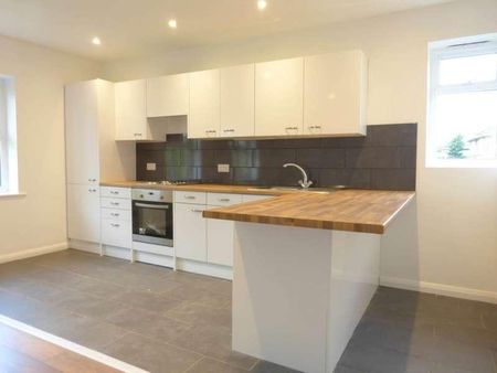 Oxhey Road, Oxhey, WD19 - Photo 4