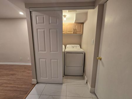 For Lease - 72 Starhill Crescent, Brampton, Ontario - Photo 2