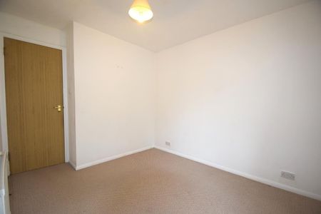 Hawthorne Crescent, West Drayton, UB7 - Photo 5