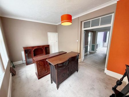 3 bedroom apartment to rent - Photo 5