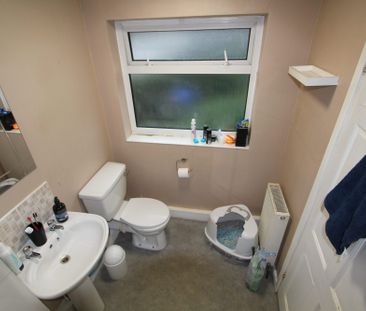 Brathay Close, Sheffield, S4 - Photo 6