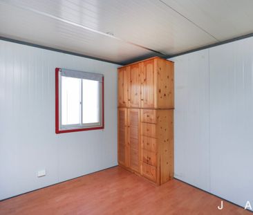 Peaceful Family Living in a Quiet Court Setting - Photo 6