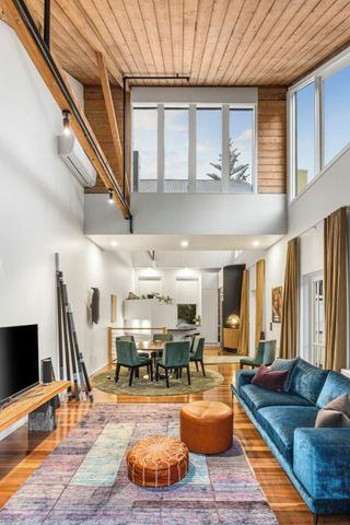 Warehouse style living in the heart of Port Melbourne - Photo 4