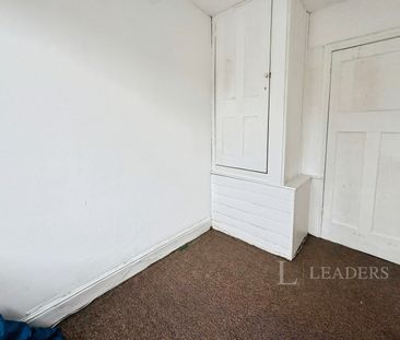 4 bedroom semi-detached to rent Wharncliffe Road, Loughborough - Photo 6