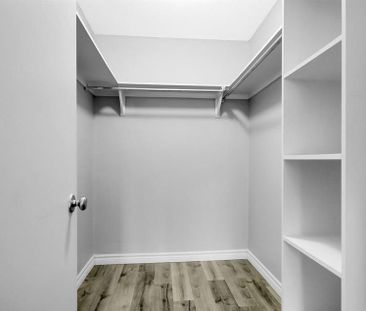 For Lease - 214 Viewmount Drive Unit# 412, Cityview - Parkwoods Hil... - Photo 1