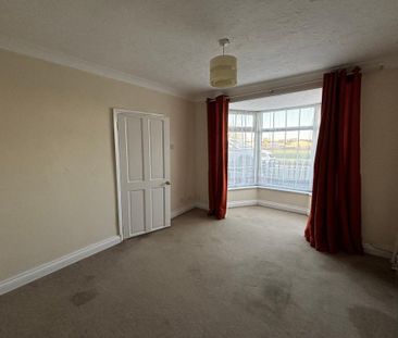 2 bedroom semi-detached house to rent - Photo 3