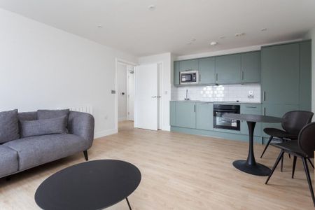 3 bedroom flat to rent - Photo 5