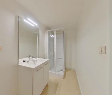 Location Appartement 4 pièces 85m² POITIERS 86000 - Photo 4