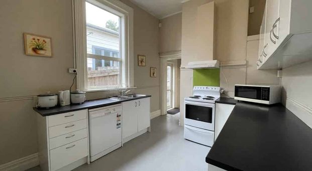 Spacious Fully Furnished Studio Room for 2026 - Photo 1