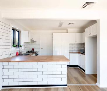 Spacious freestanding 3 bedroom house - Photo 2