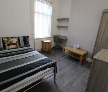 Kenmure Place, PRESTON, Lancashire PR1 6DD - Photo 4