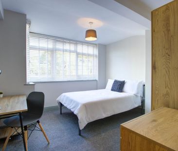 5 bedroom flat to rent - Photo 6