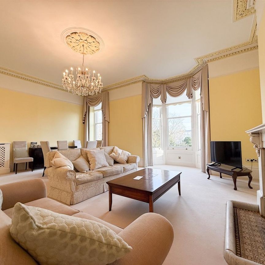 Wellington Square, Cheltenham GL50 4JU - Photo 1