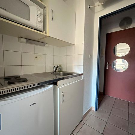 Location Appartement 1 pièce 18m² AVIGNON 84000 - Photo 3