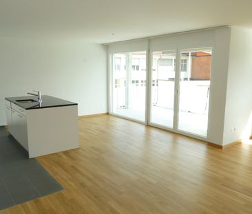 Grosszügige 7.5-Zimmerwohnung an ruhiger Lage - Photo 4