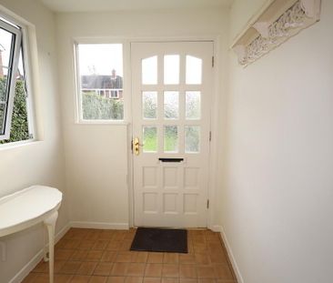 26 Ravenhill Gardens, Belfast, BT6 8GP - Photo 3