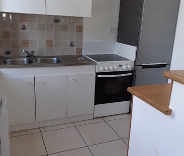 Location Appartement 2 pièces 44m² CAMBRAI 59400 - Photo 5