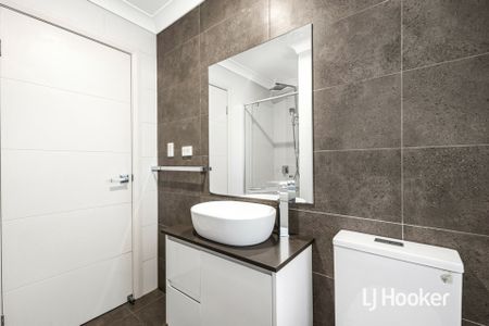 2 Bedroom Granny Flat - Great Location! - Photo 4