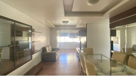 Apartamento com 3 quartos e 76m² para alugar em Centro, Canoas. - Foto 2