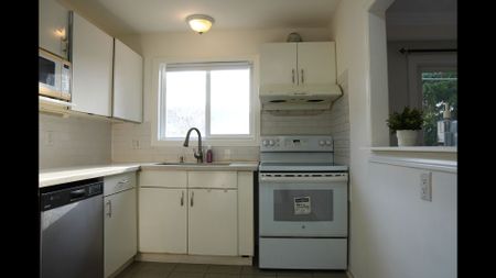 For Lease - 2 White Abbey Park Unit# 26, Toronto, Ontario - Photo 5