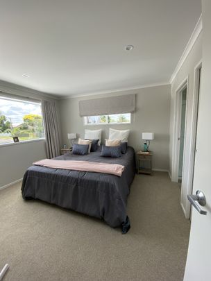 Welcome to your dream home! - Photo 1
