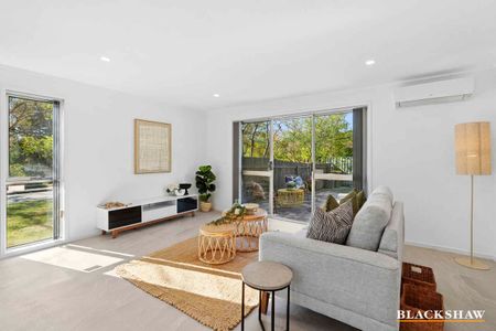 Beautifully Renovated 3-Bedroom Home in McKellar - Photo 3