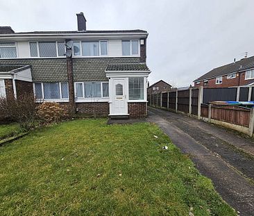 91 Higher Lomax Lane, Heywood - Photo 1