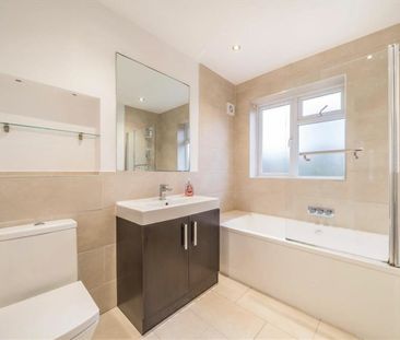 Sidcup Road, SE9, London - Photo 5