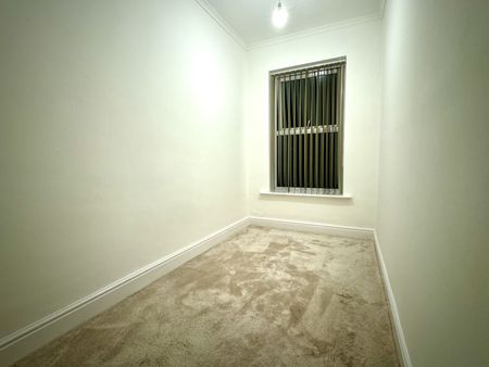 3 Bedroom - Photo 5