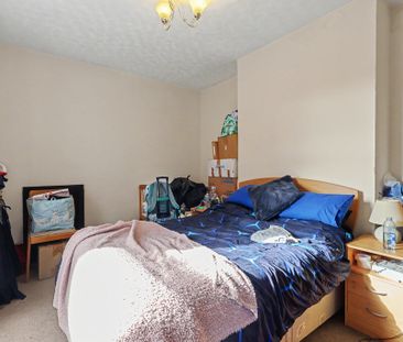 Bournemouth, Dorset - Photo 3