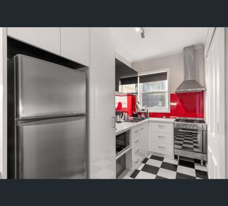 5/4 Lyons Street South, Ballarat Central, Vic 3350 - Photo 2