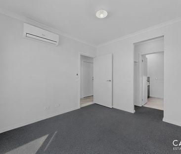 81 Villa Doria Drive, Clyde North - Photo 4