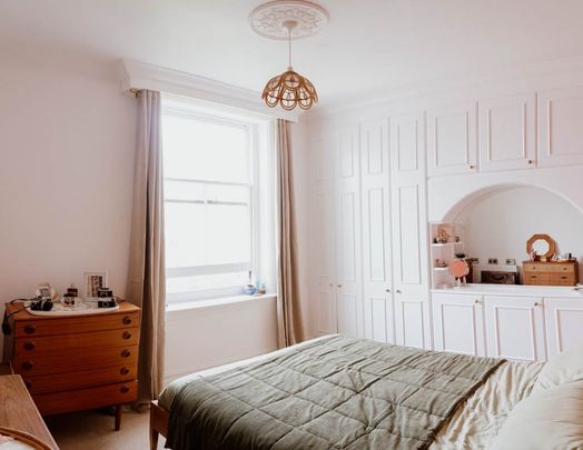 2 Bed Flat, St Aubyns Gardens, BN3 - Photo 1