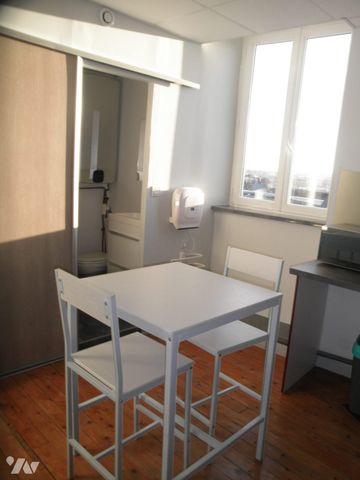 STUDIO MEUBLE / CENTRE-VILLE - Photo 5