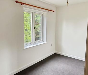 2 bedroom semi-detached house to rent - Photo 5