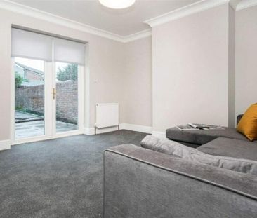 Downend Road, Kingswood - Photo 2