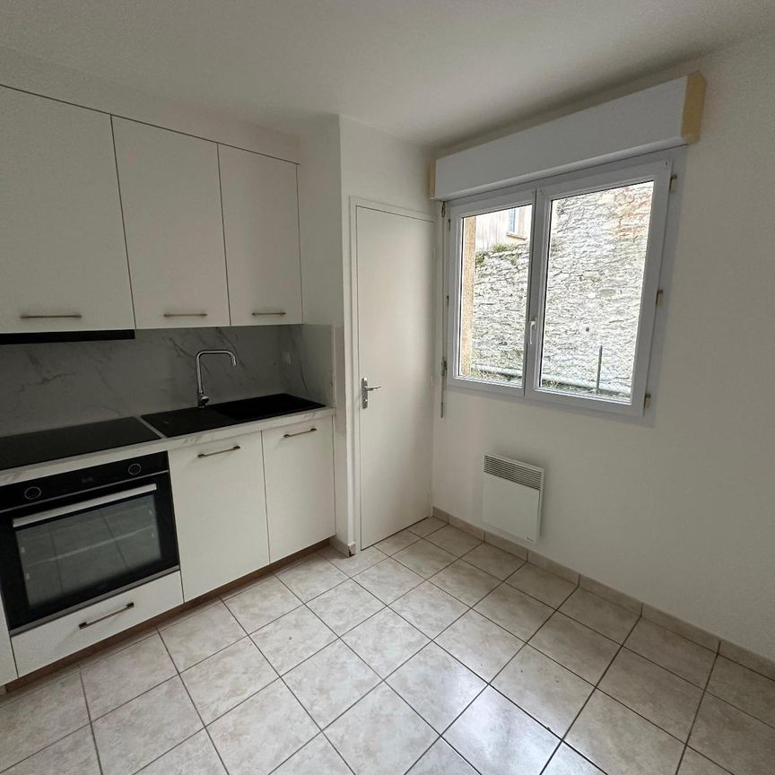 Location Appartement 2 pièces 46m² CHERBOURG-EN-COTENTIN 50100 - Photo 1