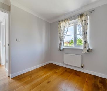3 bedroom semi-detached house to rent - Photo 5