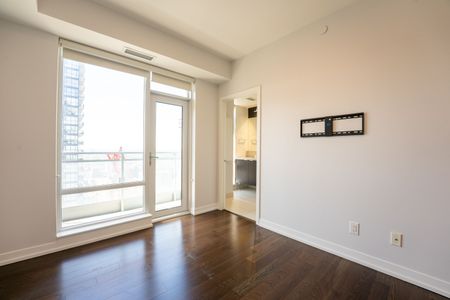 For Lease - 21 Widmer Street Unit# 3602, Toronto, Ontario - Photo 5