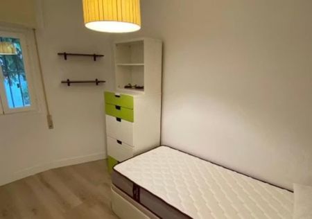 Calle Muro de los Navarros, Sevilla, Andalusia 41003 - Photo 3