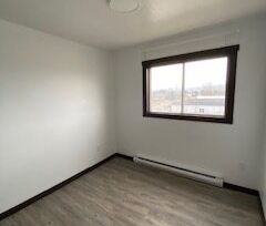 Sussex – 2 Bedroom - Photo 3