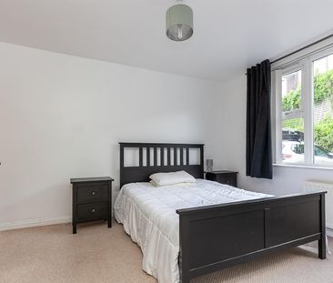 Apartment 37, 4 Northview - Photo 4