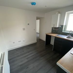 Richards Street, CARDIFF - Photo 2